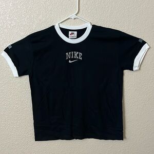 Nike black vintage shirt size L 90’s Ringer Embroidered